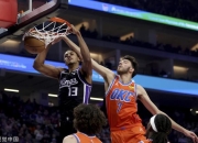 ac米兰体育官网-关于快船险胜湖人，福克斯刷新纪录的信息