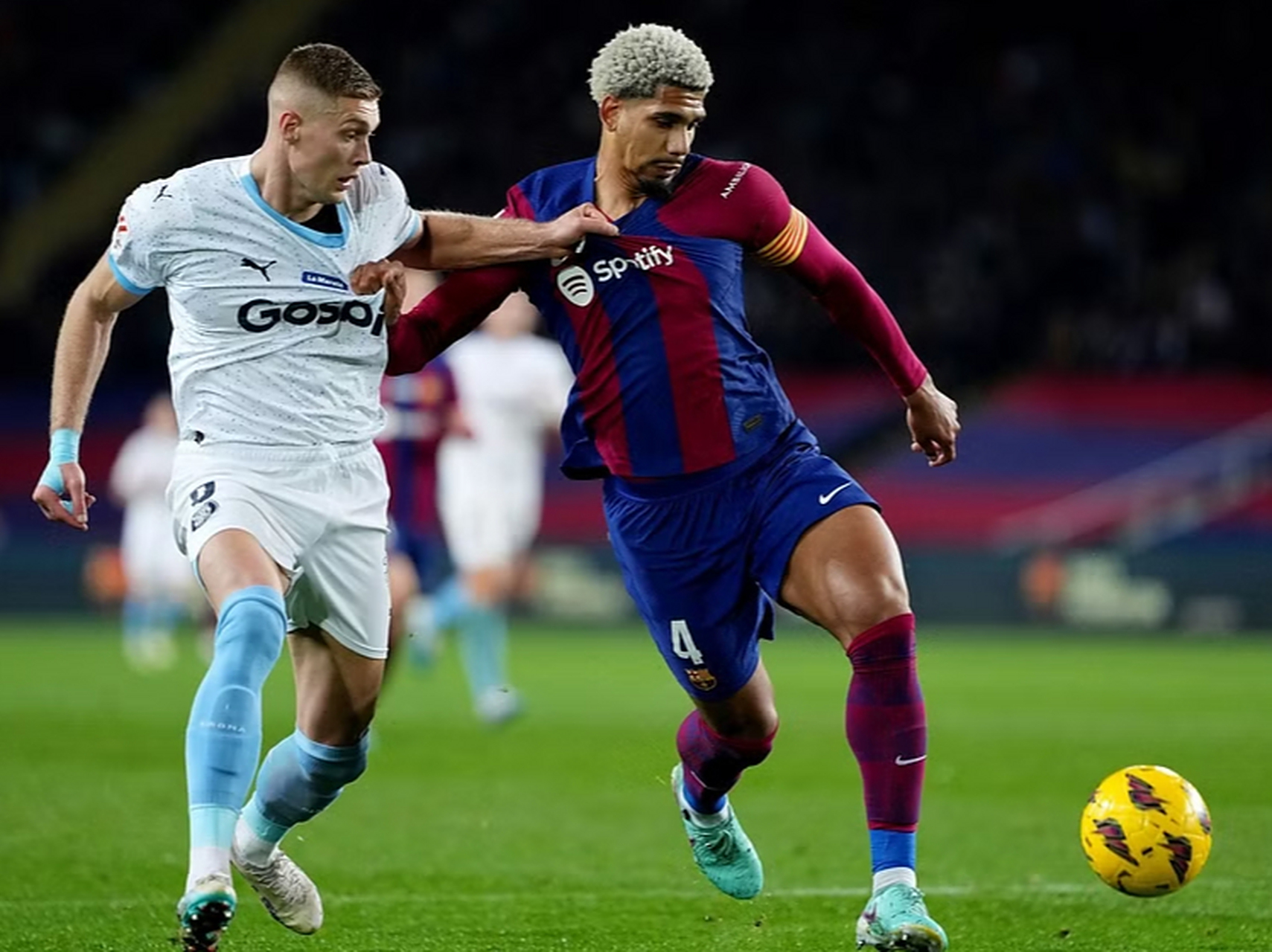 赫罗纳主场失利,积分榜上升受阻 赫罗纳主场失利,积分榜上升受阻