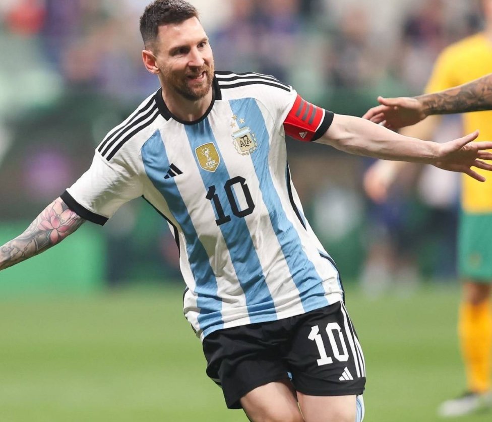 拜仁慕尼黑力压对手，轻松晋级欧冠16强的简单介绍