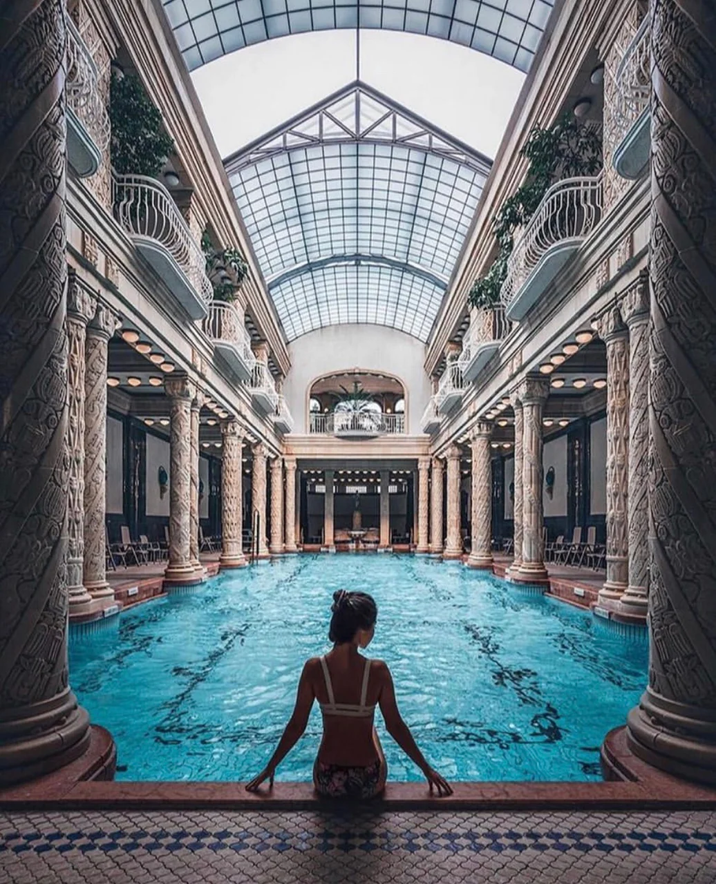 关于匈牙利足球超级联赛布达佩斯老马克西球场引入新室外广告的信息