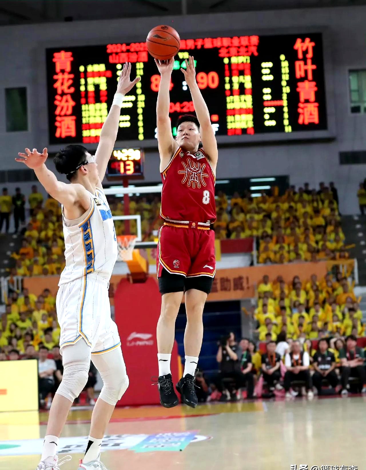 包含CBA球员失误率创新高，关键时刻保持冷静至关重要的词条