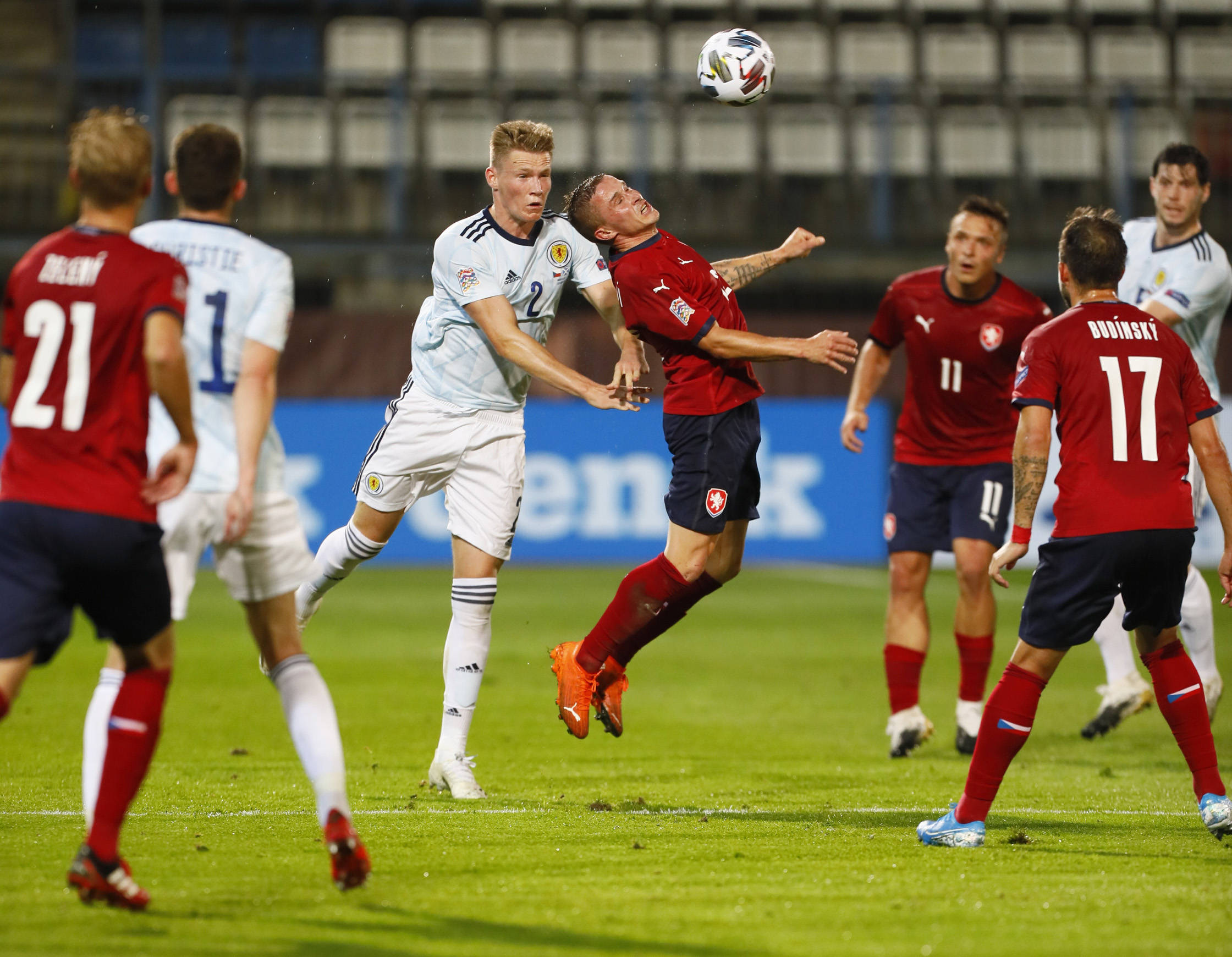 乌克兰队在欧国联赛中实力不足，遗憾出局