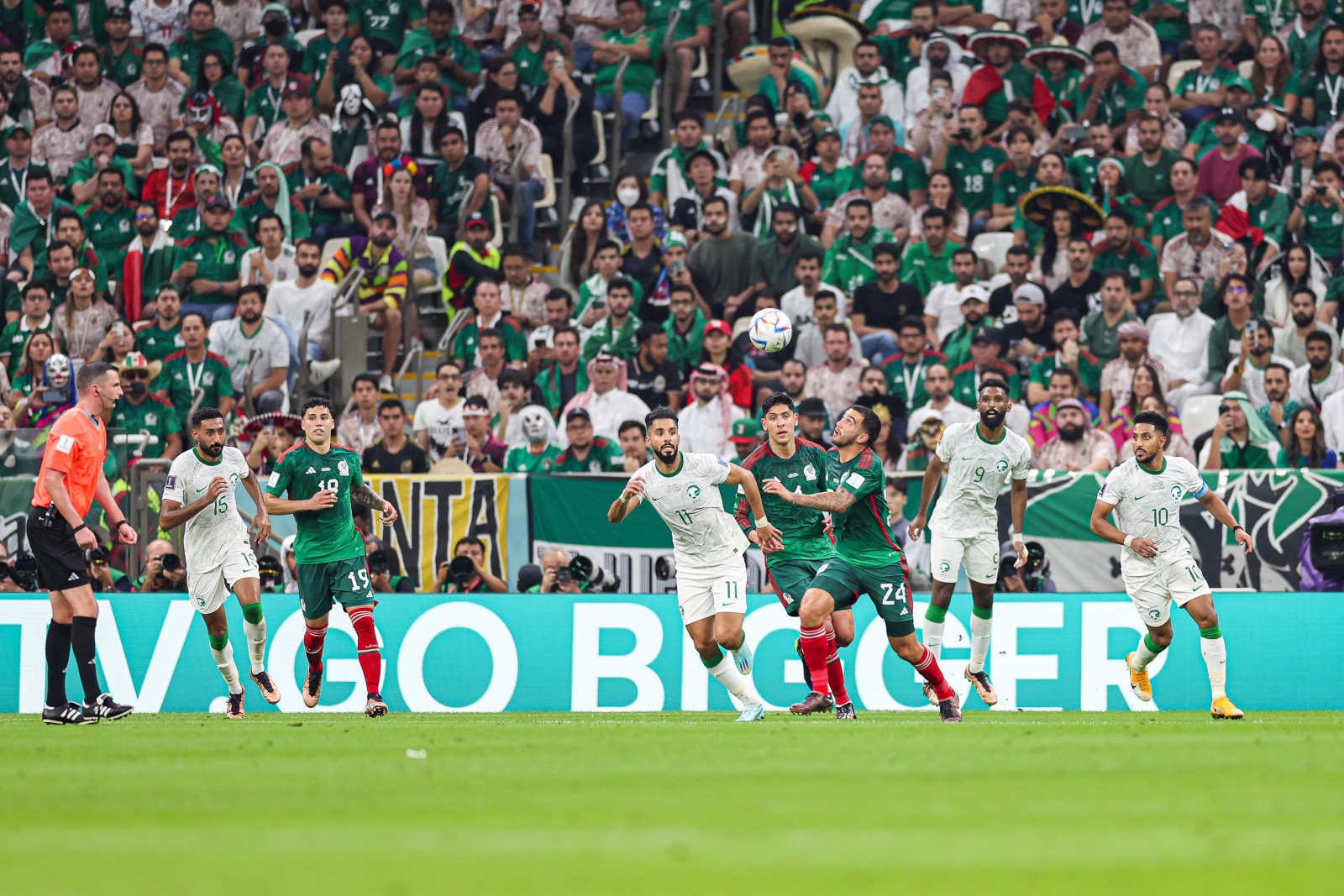 波兰队力挽狂澜，逆转形势，杀入总决赛