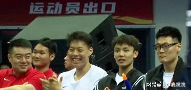 包含波黑将挑战荷兰，一场硬仗！的词条