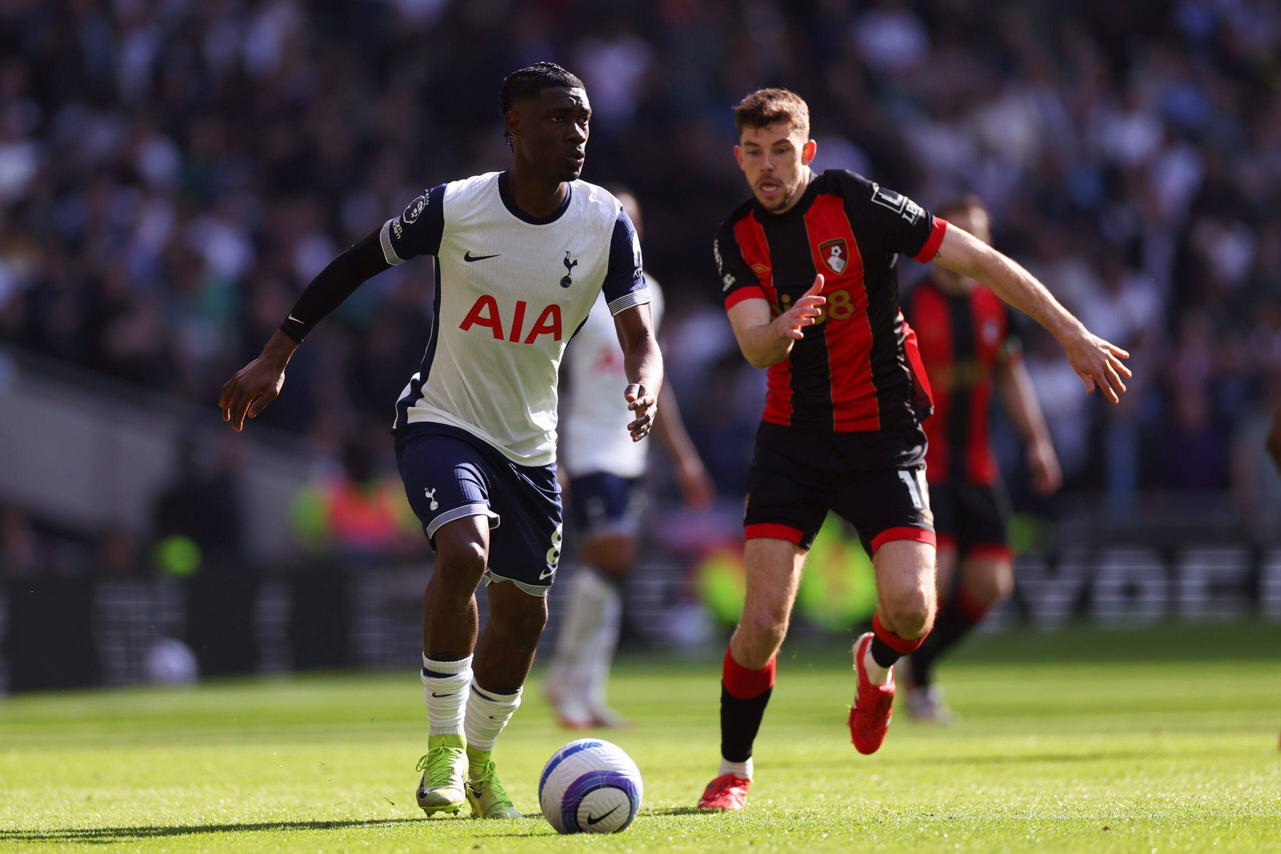 关于热刺客场对战塞维利亚，维持连胜的机会有多大？的信息