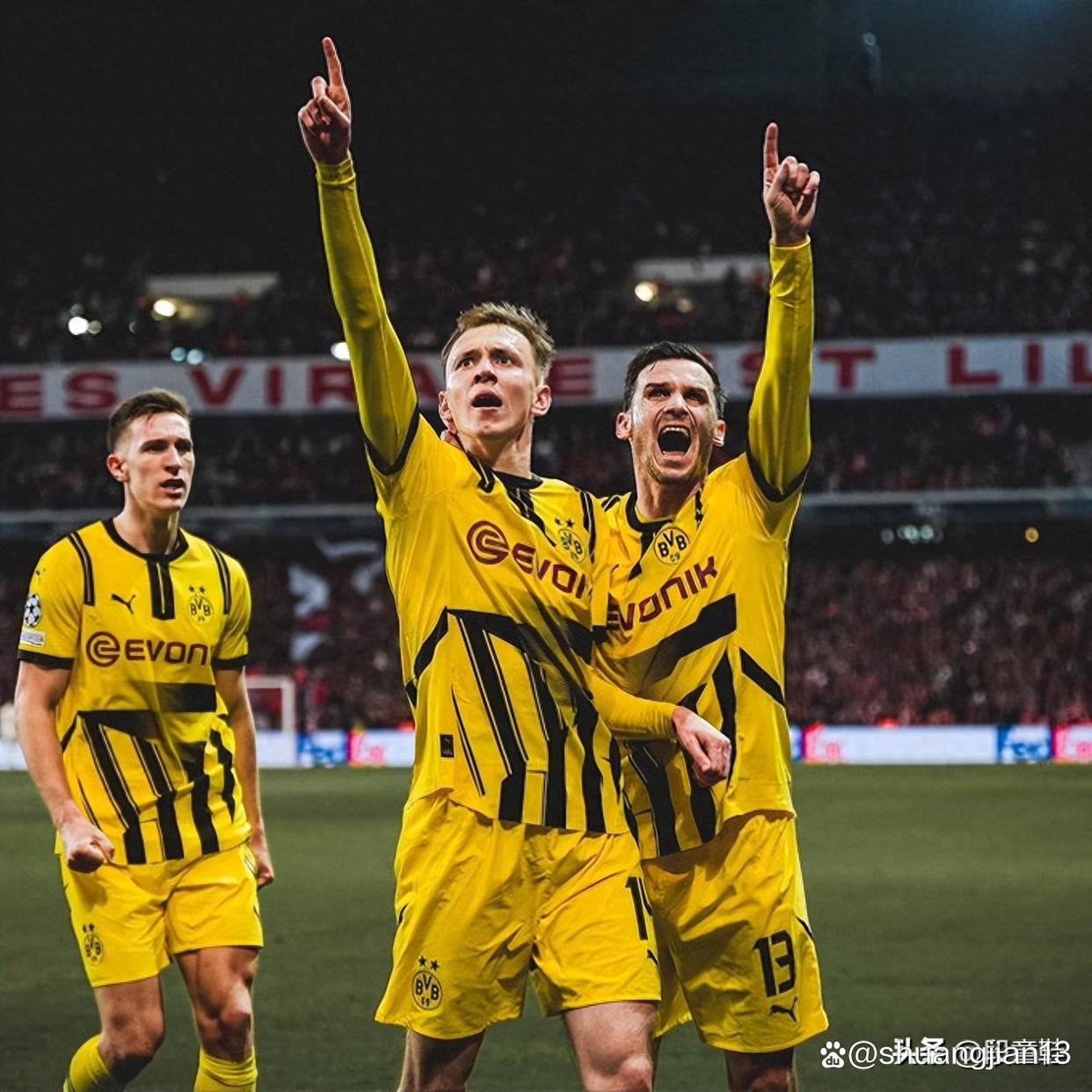 里尔主场绝杀沙尔克，晋级联赛