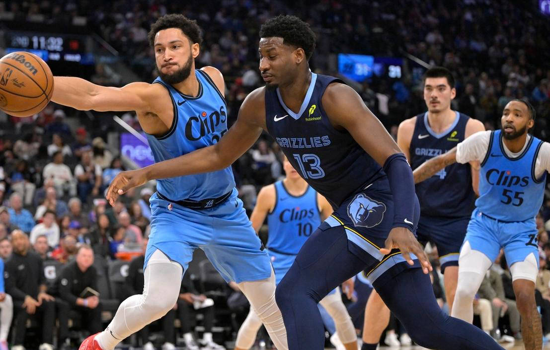 快船击败灰熊，实现胜利