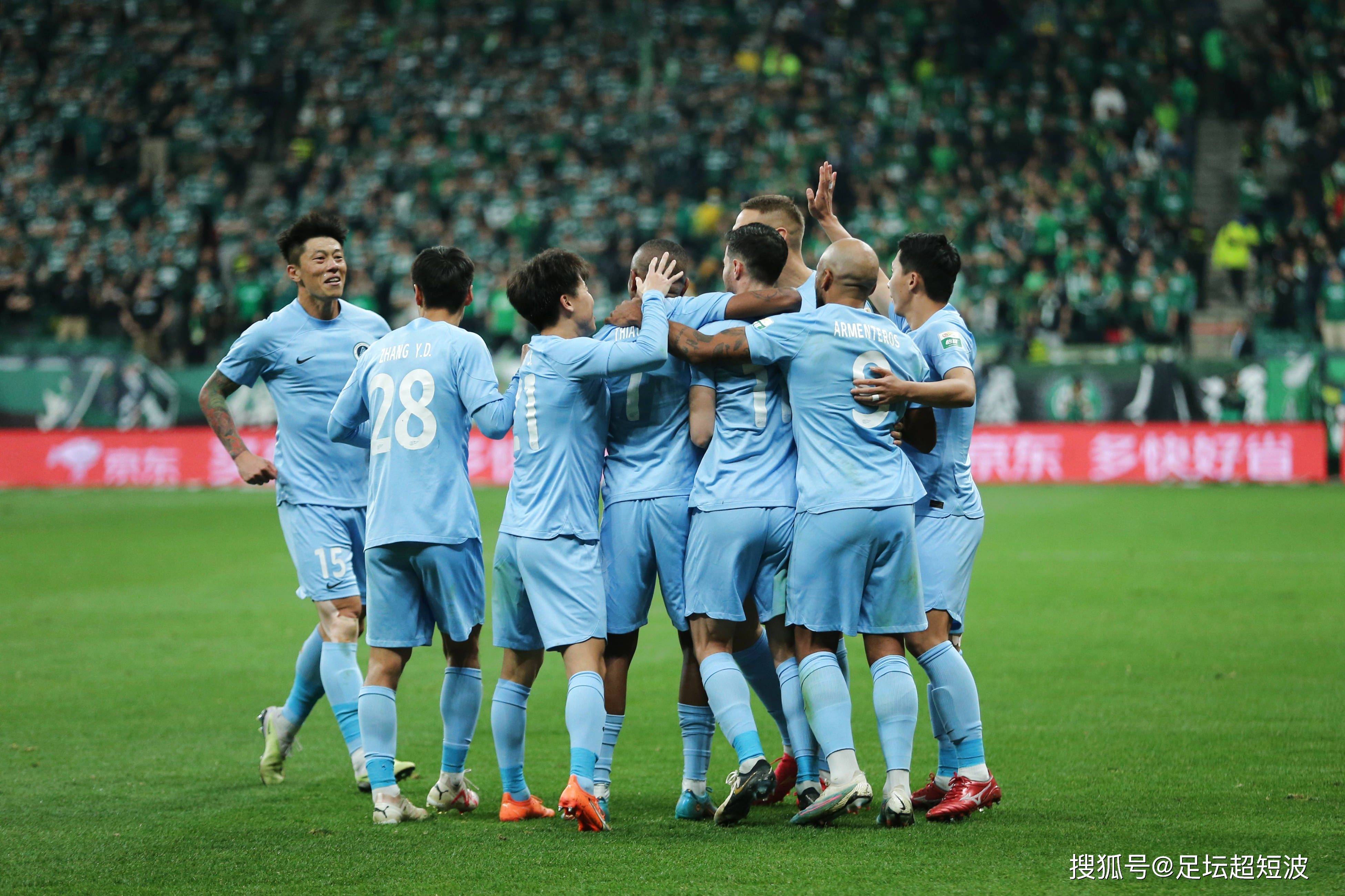 中超联赛首轮开战，恒大迎战上海申花