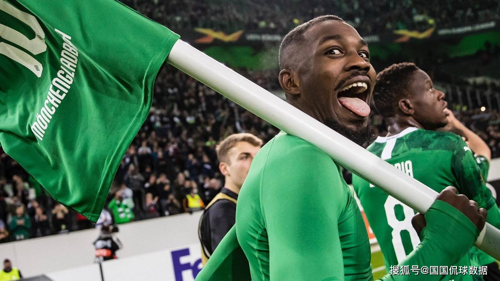 法兰克福主场力克门兴格拉德巴赫，德甲赛场再现胜利场面