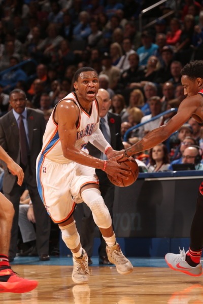 猛龙主场大胜雷霆，取得六连胜