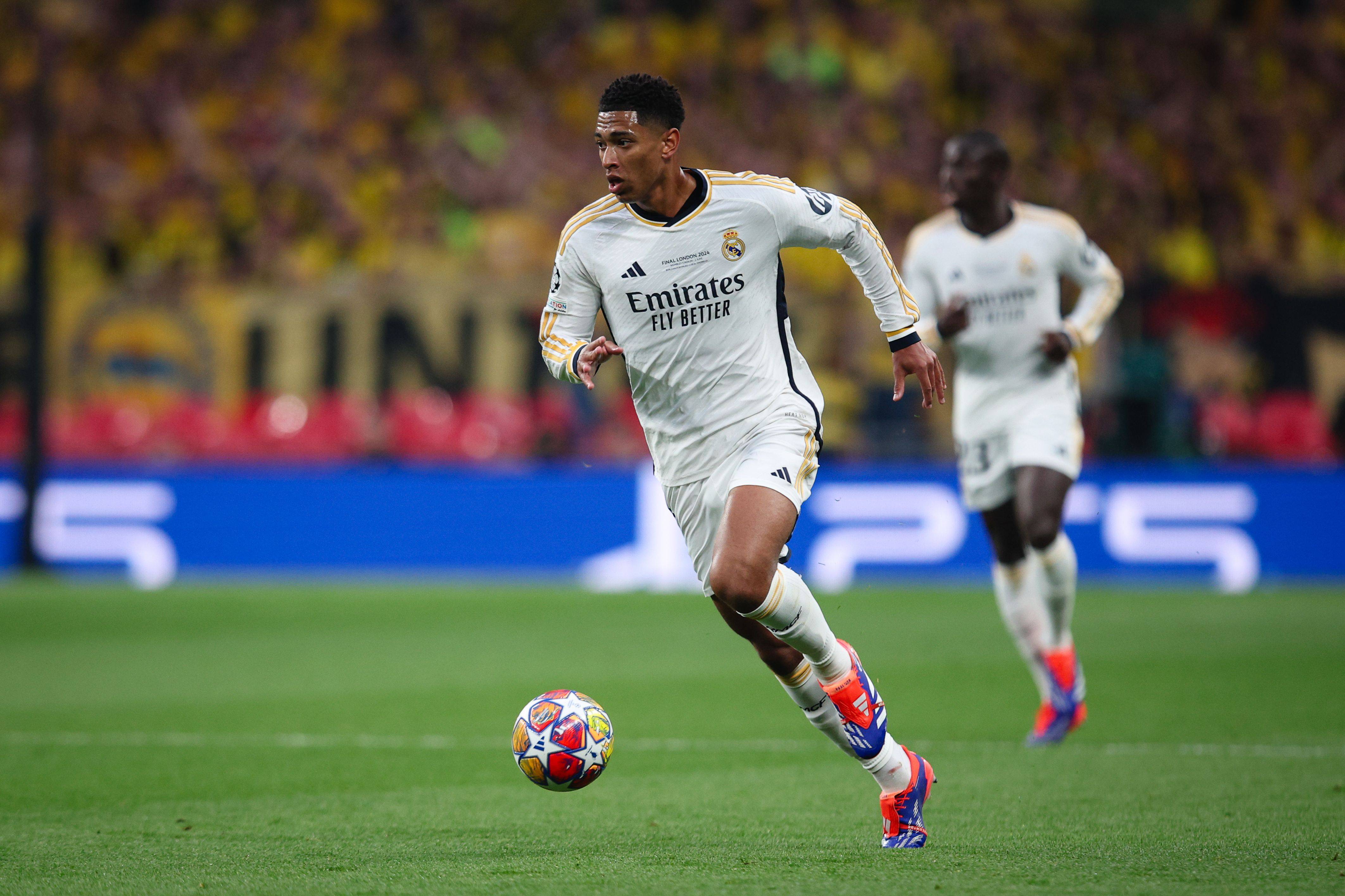 包含皇马不敌比利亚雷亚尔，西班牙人结束不败纪录的词条