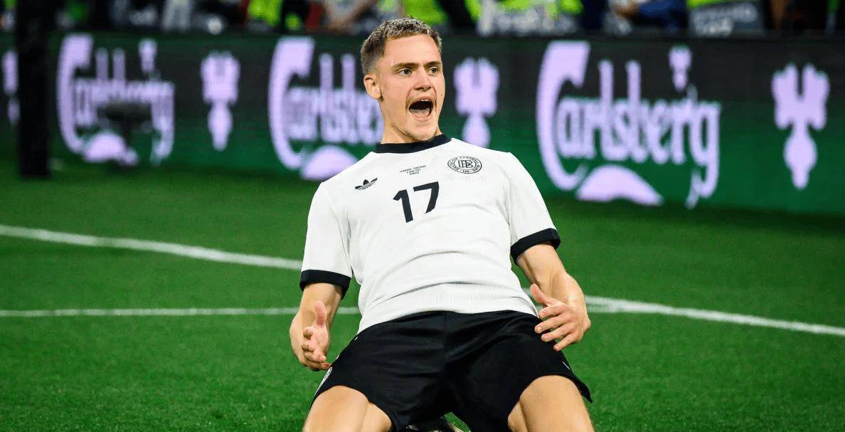 欧洲杯：德国6-1瑞典，穆勒上演帽子戏法，蓝白军团晋级16强