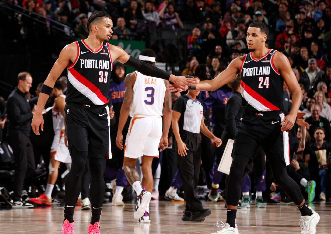 开拓者客场战胜太阳，继续高歌猛进